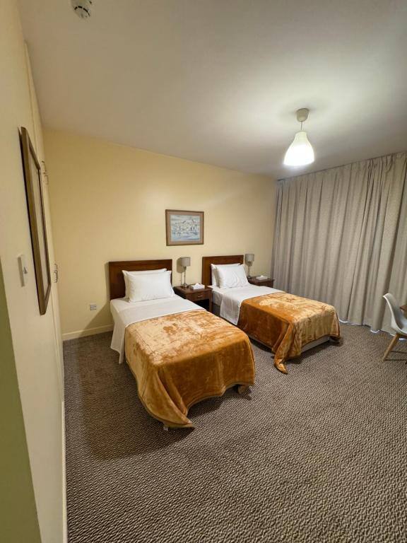 Top Hotel Apartments room photo 2, Al Ain